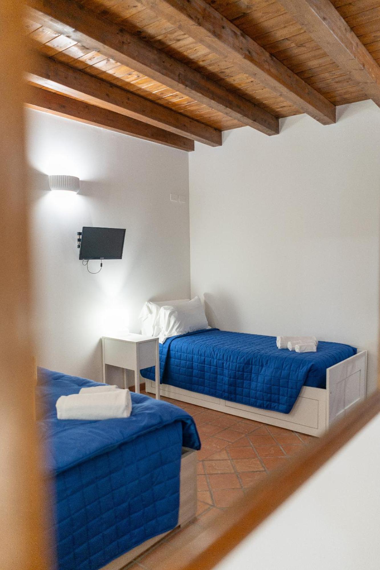 Elsa D'ortigia - I Tre Archi Guest house 3*